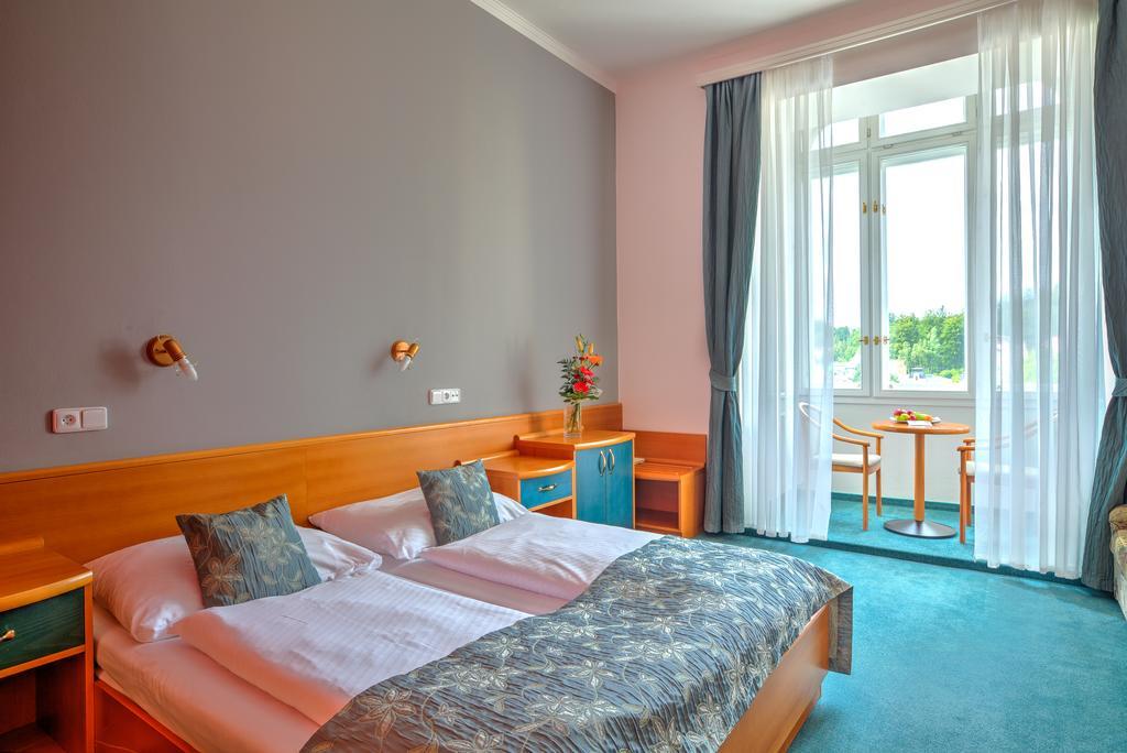 Krivan Hotel Eagle Mariánské Lázně Dış mekan fotoğraf